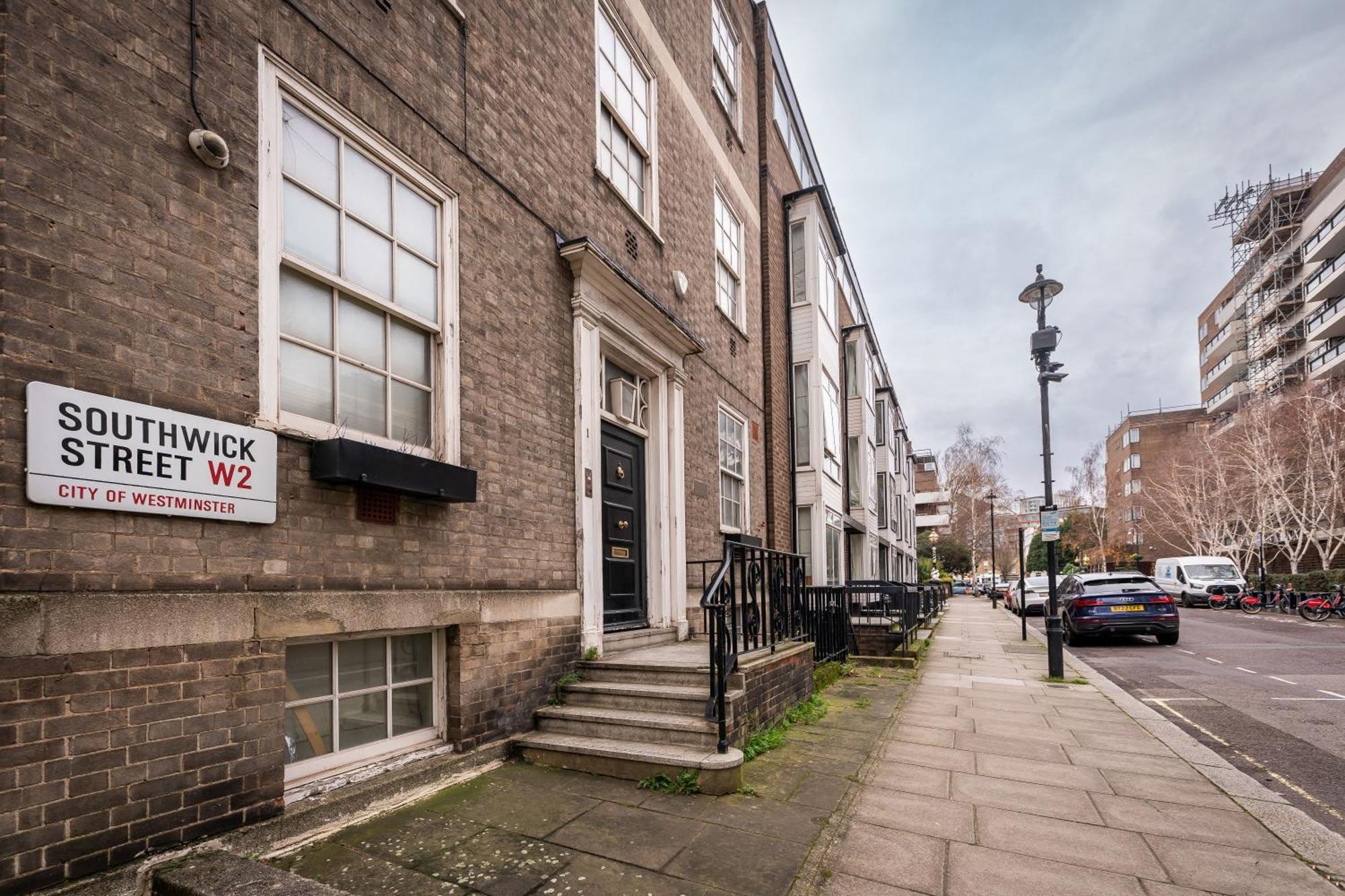 Luxury 6 Bedroom House In Southwick Street ロンドン エクステリア 写真