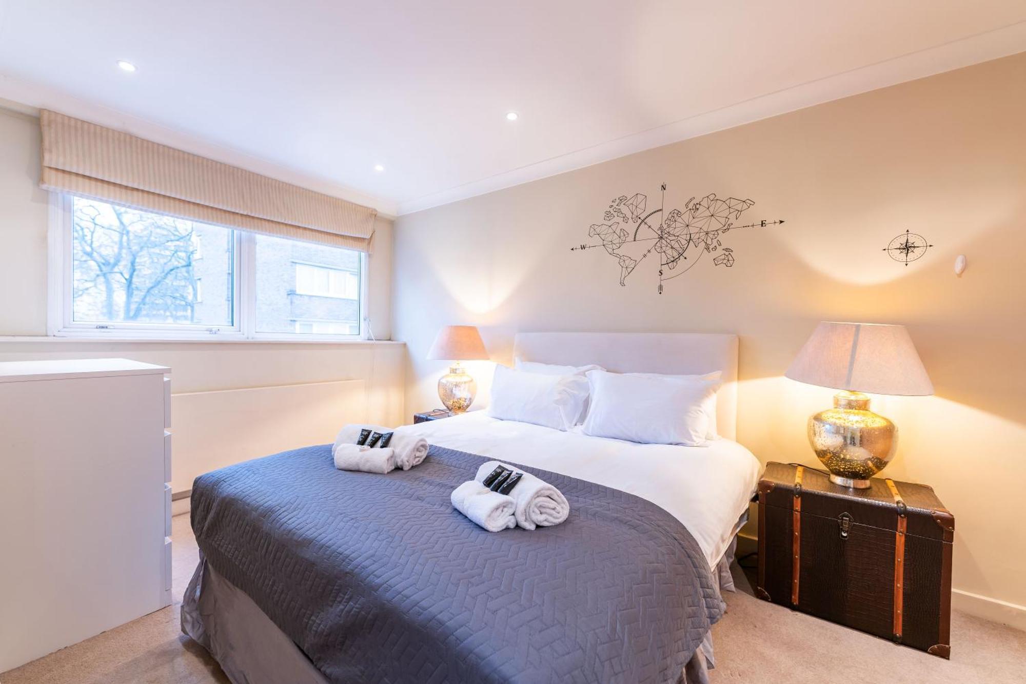 Luxury 6 Bedroom House In Southwick Street ロンドン エクステリア 写真